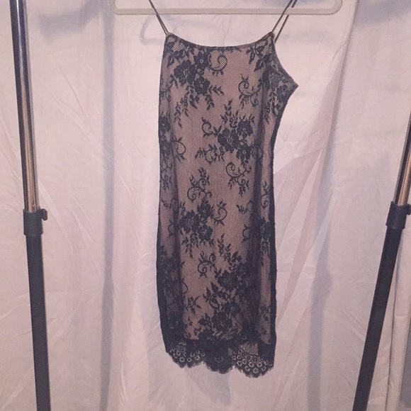 Dresses & Skirts - Black lace dress size 2